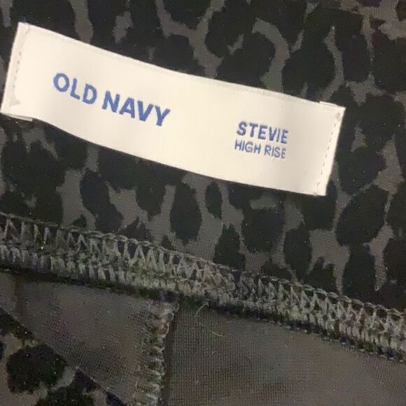NWT Old Navy Black High-Waisted Stevie Leopard-Print Pants Small - Picture 7 of 15